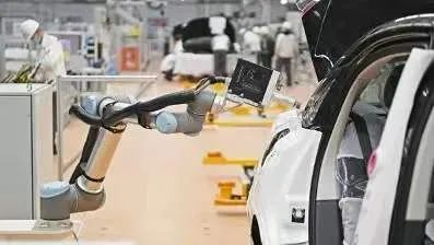 一汽紅旗繁榮工廠 搶占新能源汽車行業制高點,爭當紅旗高品質產品智造者