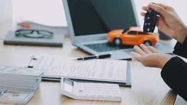 汽車(chē)汽修名片 一站式汽車(chē)銷(xiāo)售與代理服務(wù)